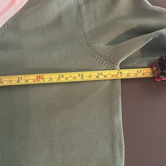 Like new Nike Golf sweater - Picture 6 of 8